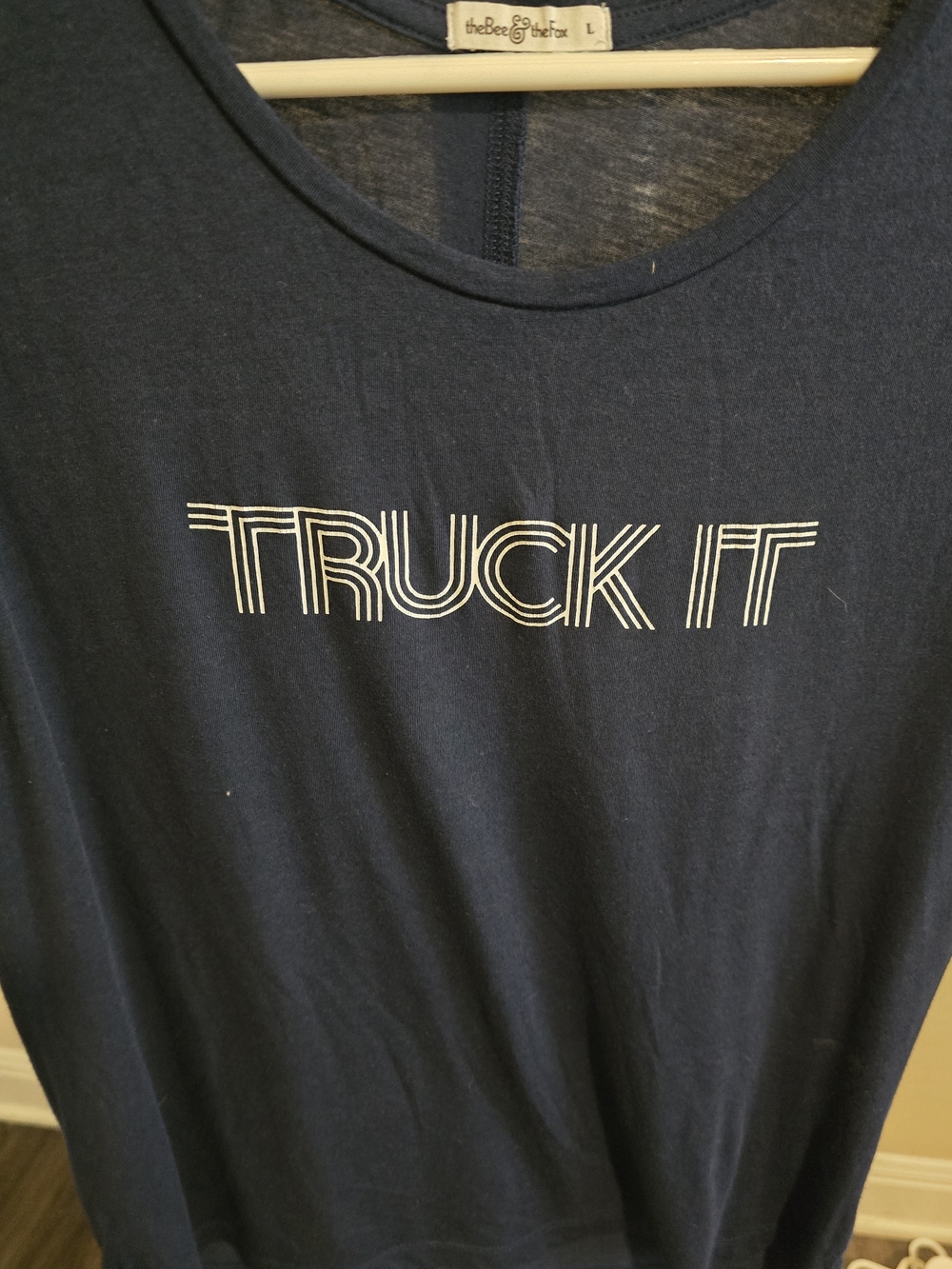 The Bee & The Fox "Truck It" Navy Blue Retro Graphic Muscle Tee Size L